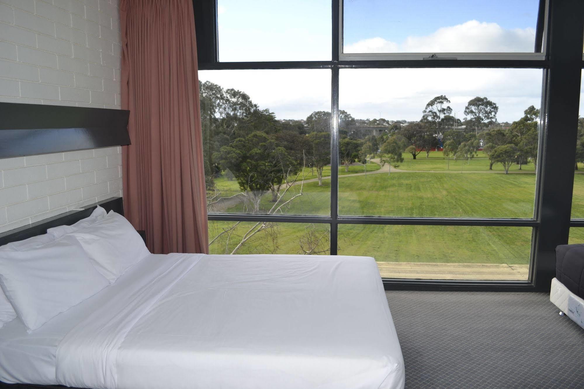 Parkside Motel Geelong Exterior photo