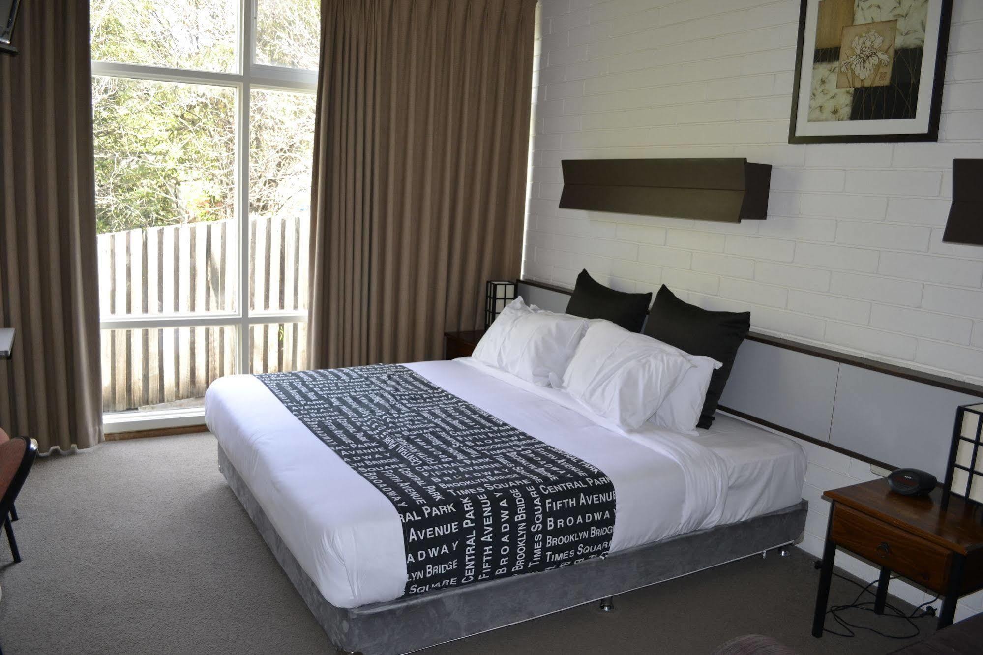 Parkside Motel Geelong Exterior photo