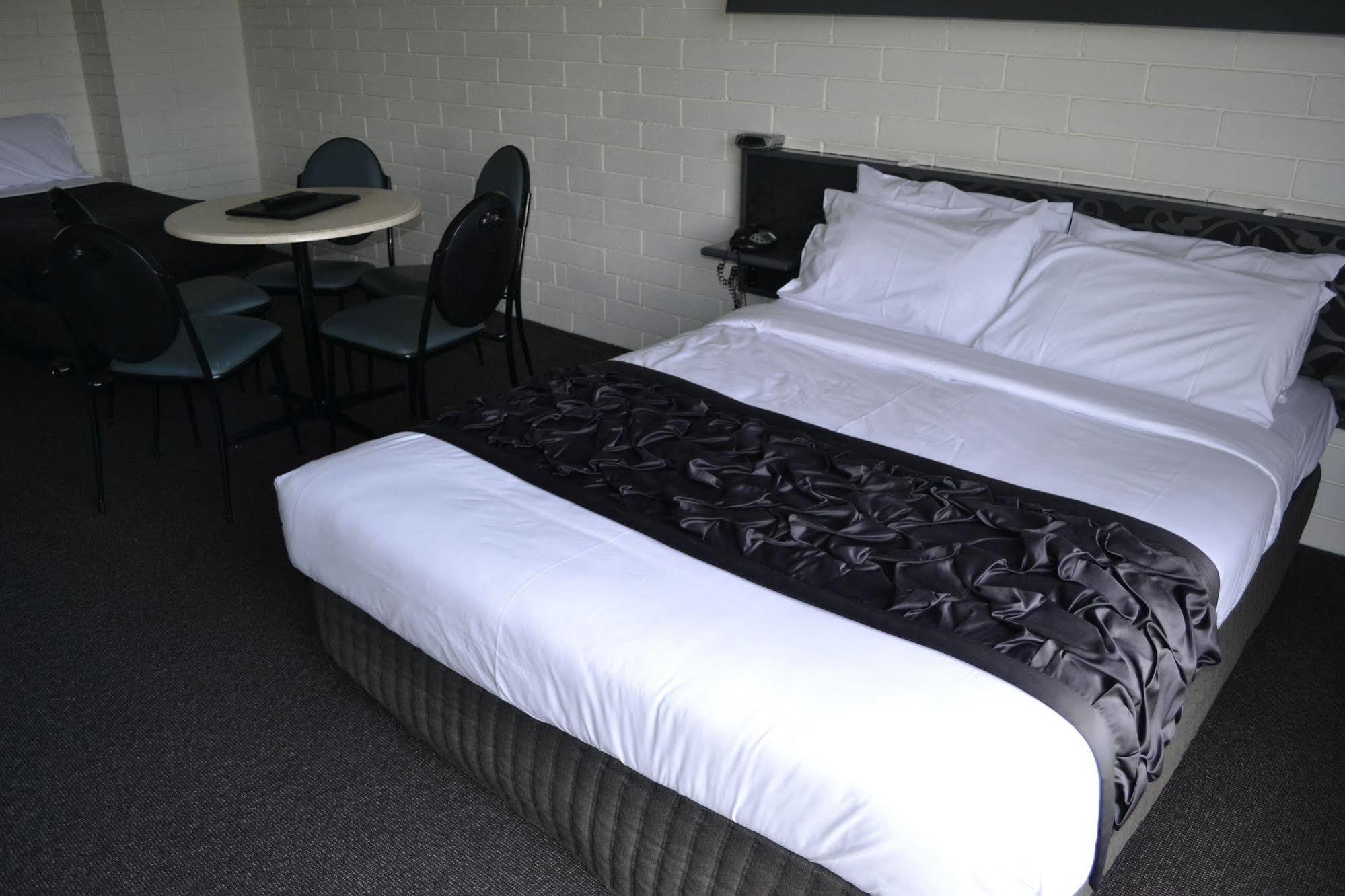 Parkside Motel Geelong Exterior photo